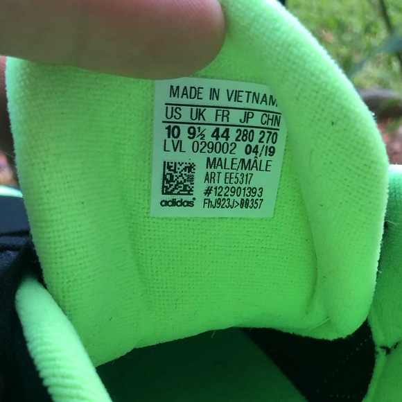 ADIDAS YUNG-1 - Picture 7 of 8